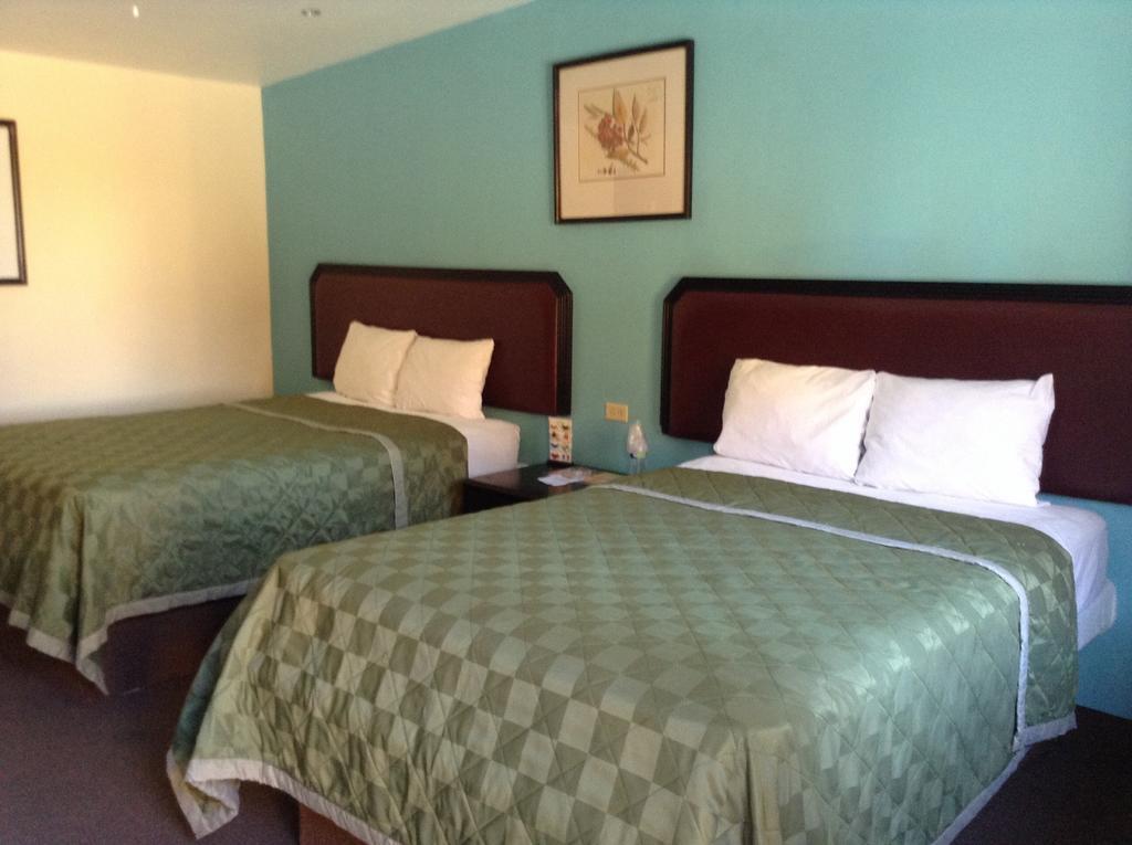 Motel Agora Ensenada Bilik gambar